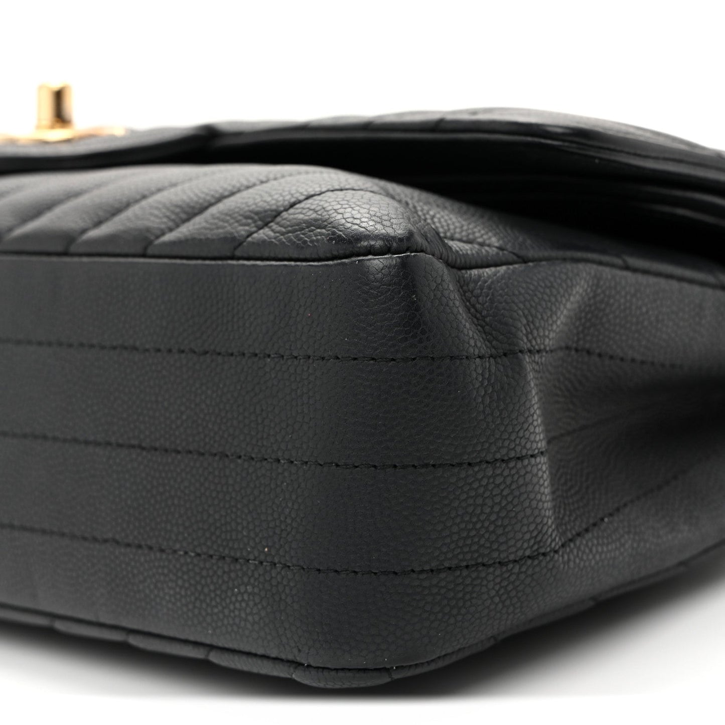 Matte Caviar Chevron Quilted Medium Double Flap Black