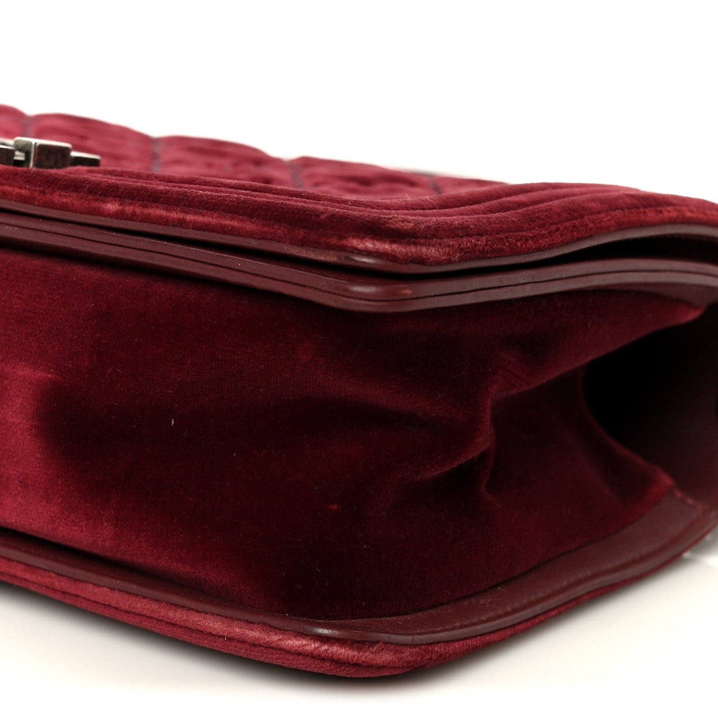 Velvet Tweed Quilted Medium Boy Flap Burgundy