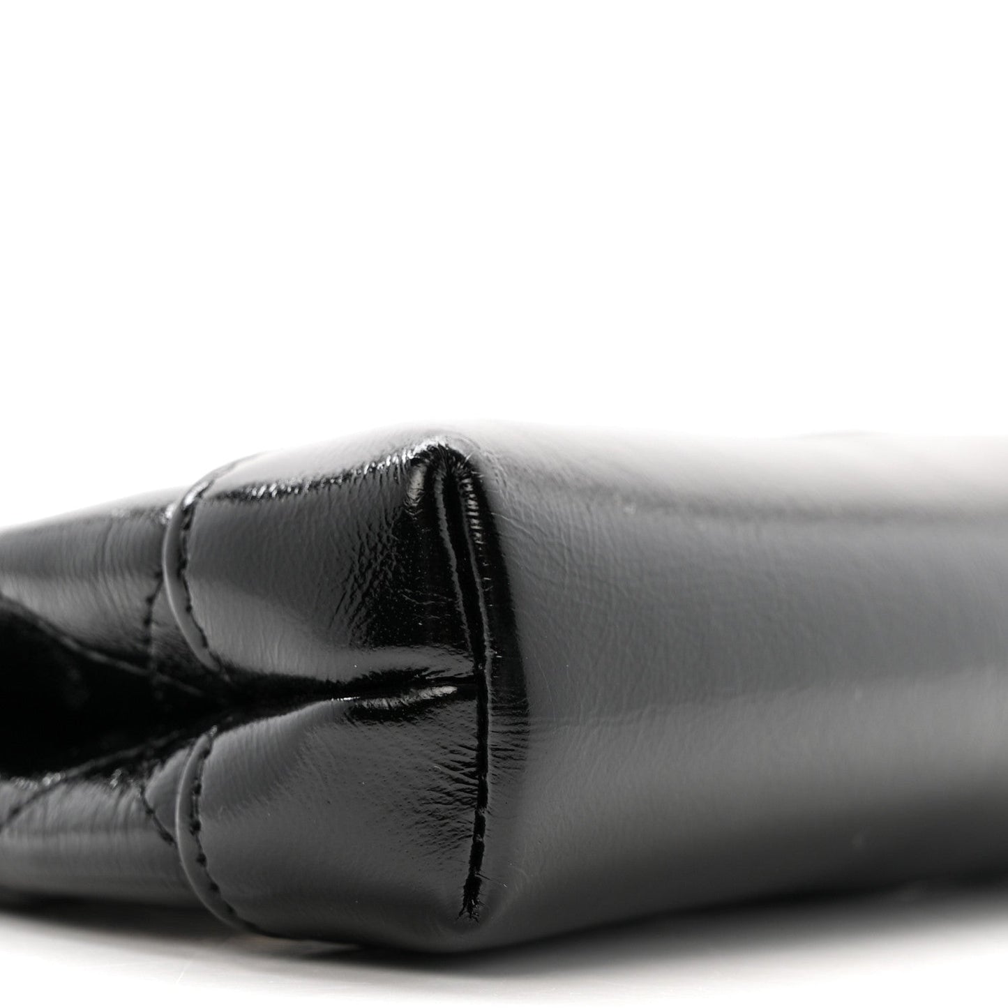 Shiny Lambskin Quilted Micro 31 Clutch With Chain Black