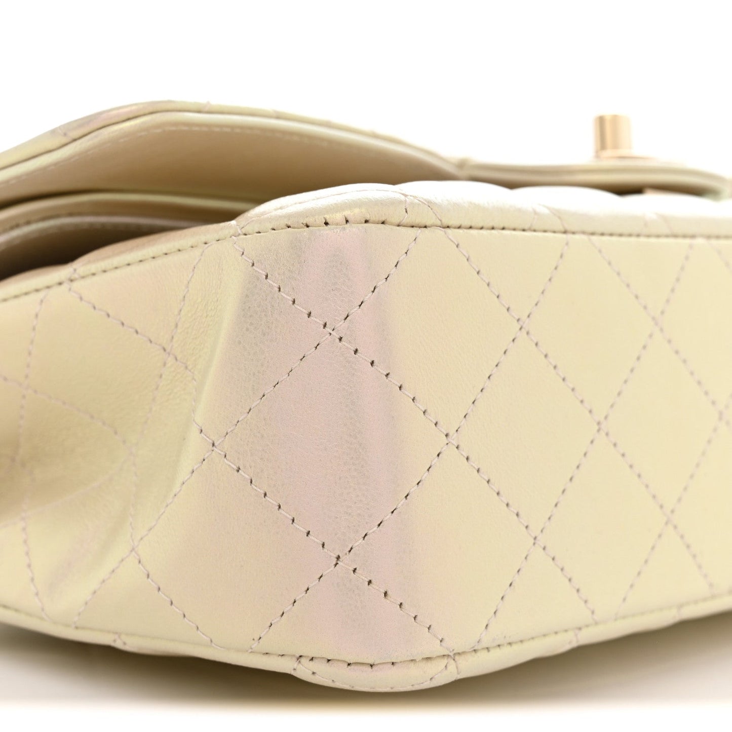 Iridescent Lambskin Quilted Medium Double Flap Ivory