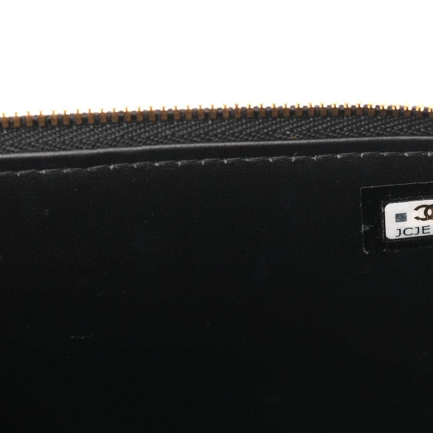 Patent Enamel Quilted Small Coco Hearts Vanity Case With Chain Black
