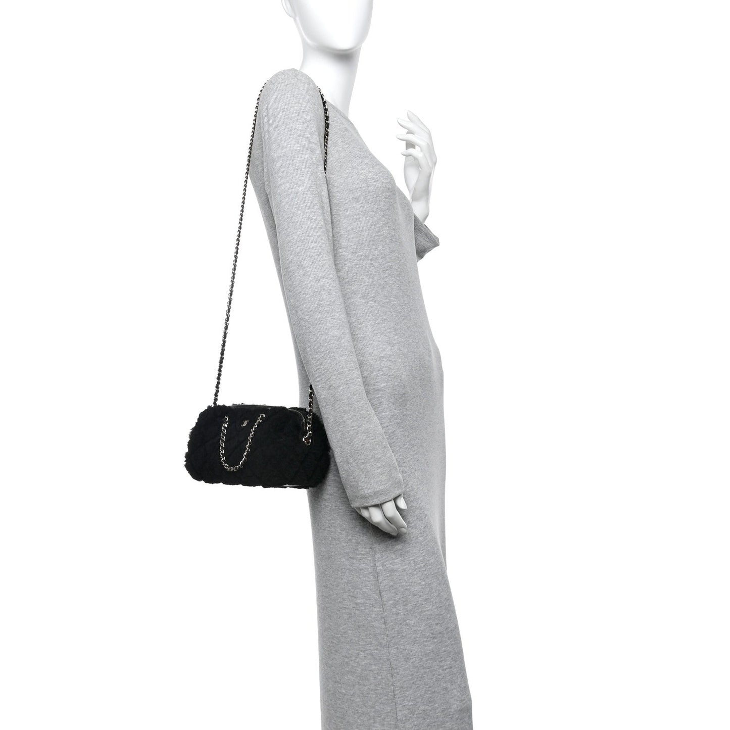 Shearling Quilted Barrel Clutch With Chain Black