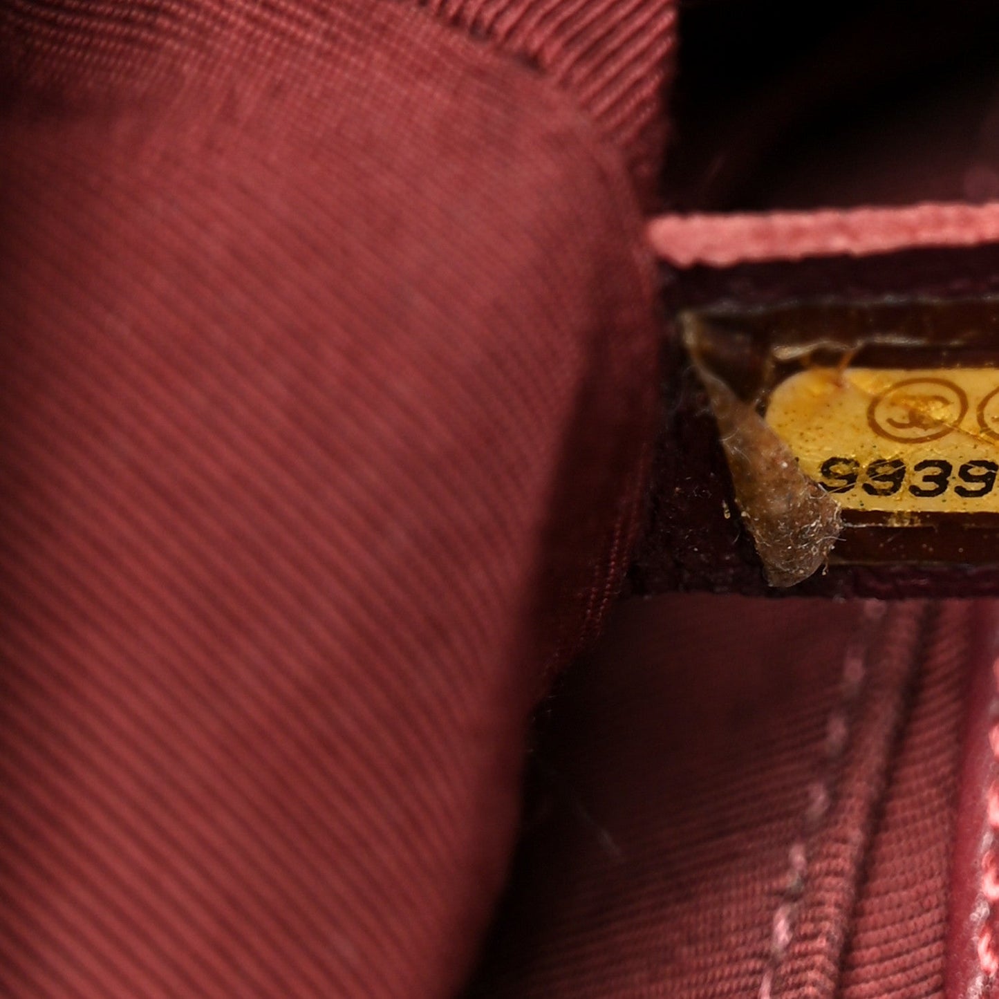 Velvet Tweed Quilted Medium Boy Flap Burgundy