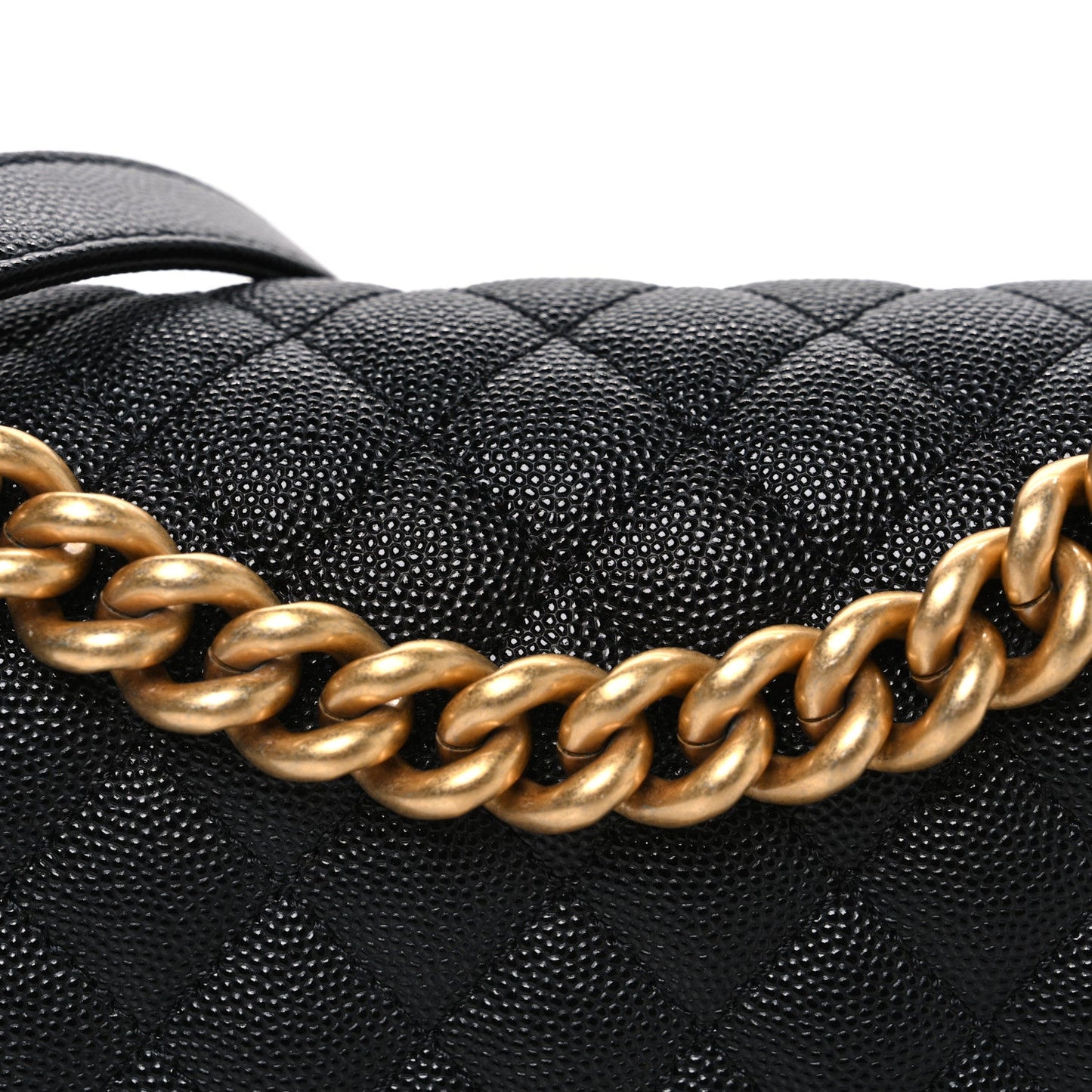 Caviar Quilted Medium Boy Flap Black