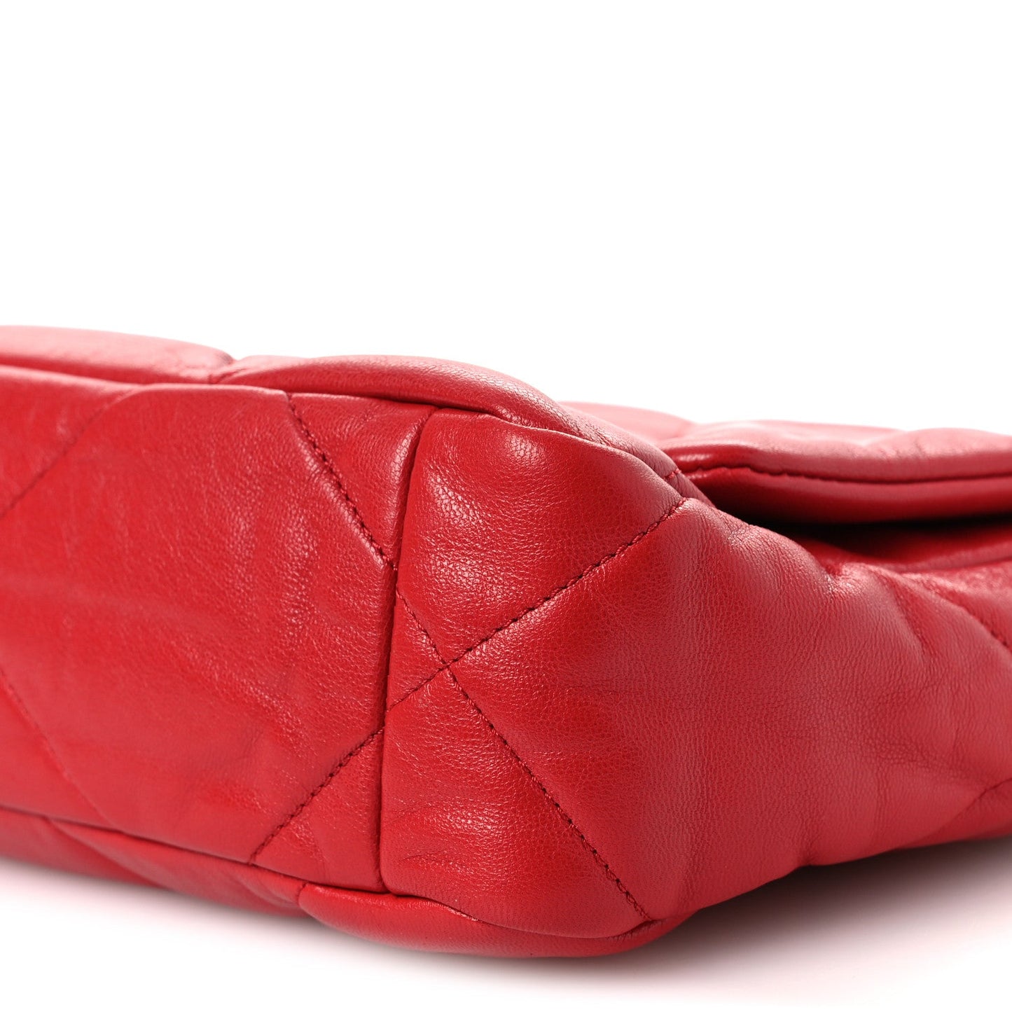 Lambskin Quilted Medium Chanel 19 Flap Red