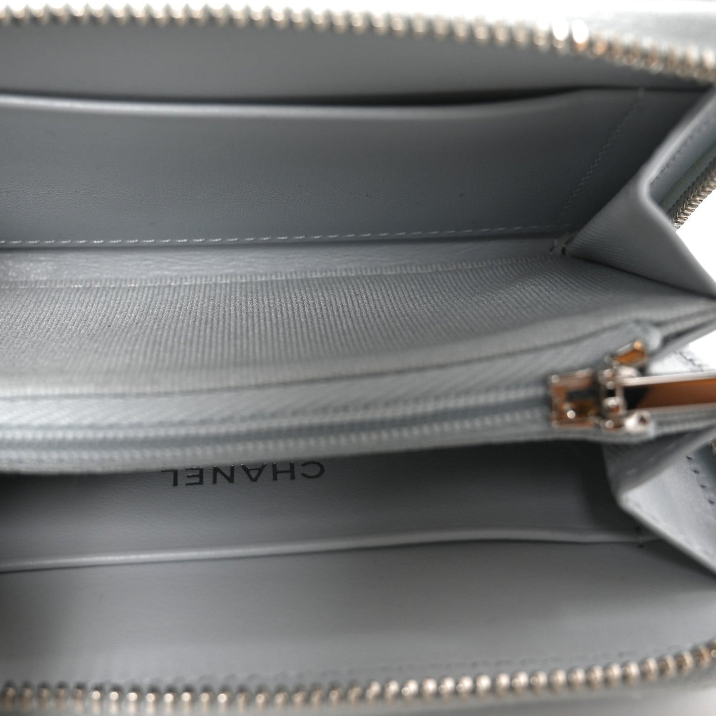 Caviar Quilted Crystal Star Zip Coin Purse Light Blue