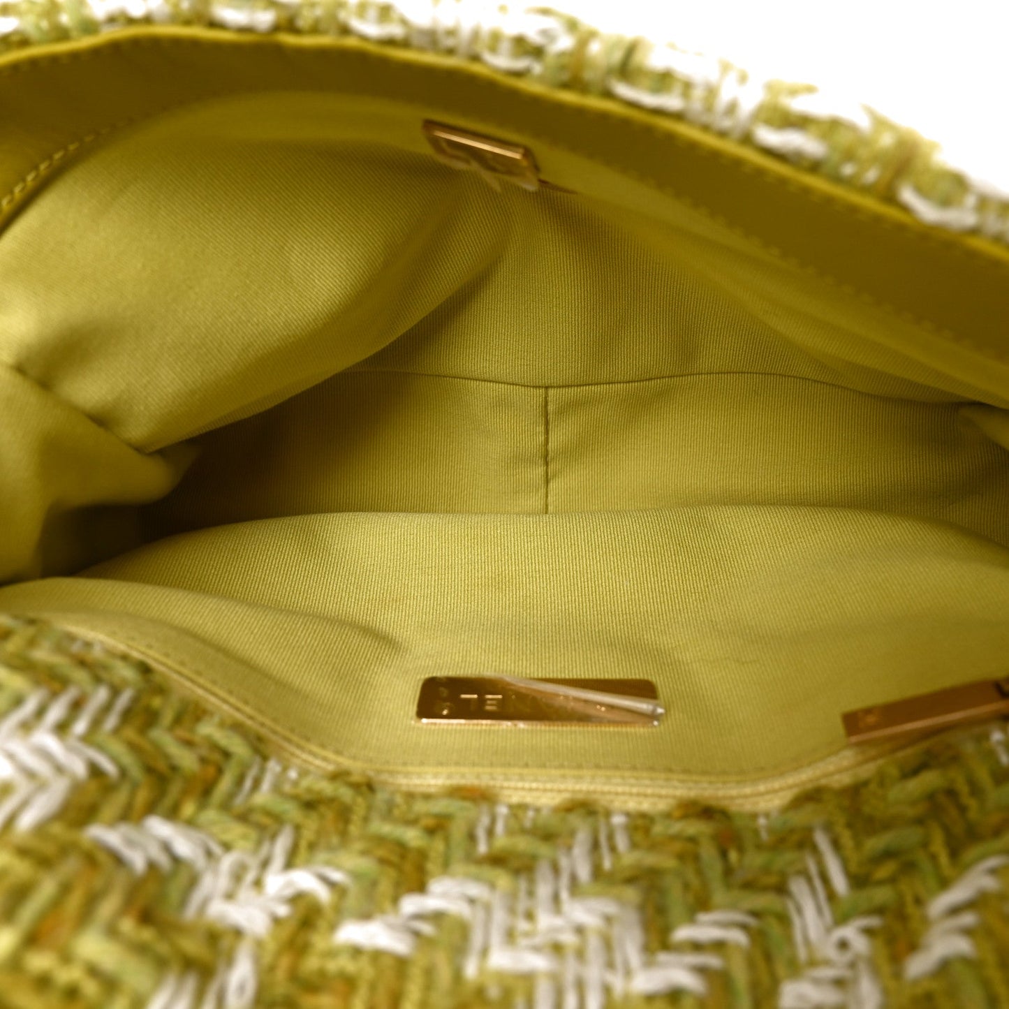 Tweed Quilted Medium Chanel 19 Flap Green