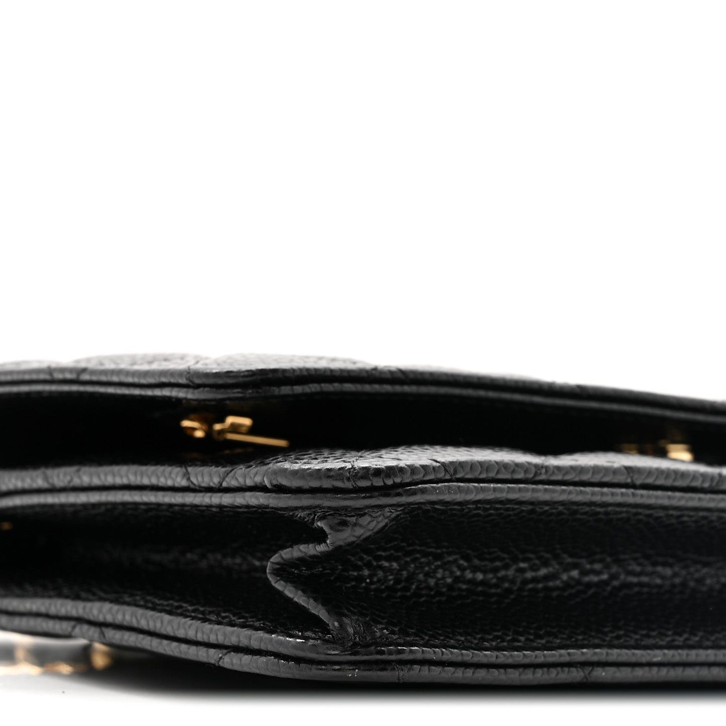 Caviar Quilted Wallet on Chain WOC Black