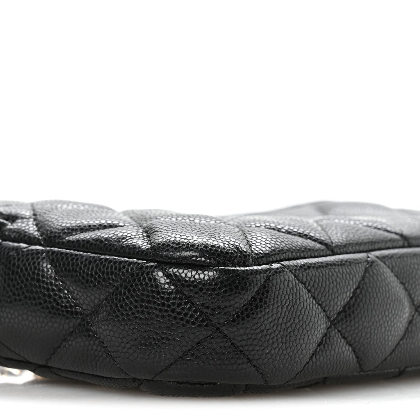 Caviar Quilted Small Clutch With Chain Black