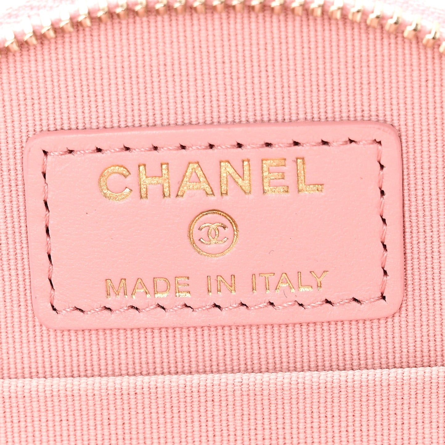 Caviar Quilted Round Handle With Care Vanity With Chain Pink