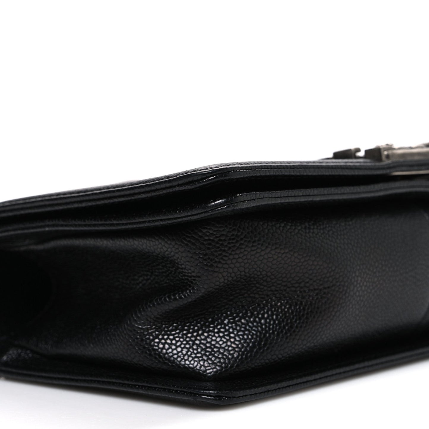 Caviar Quilted Medium Boy Flap Black
