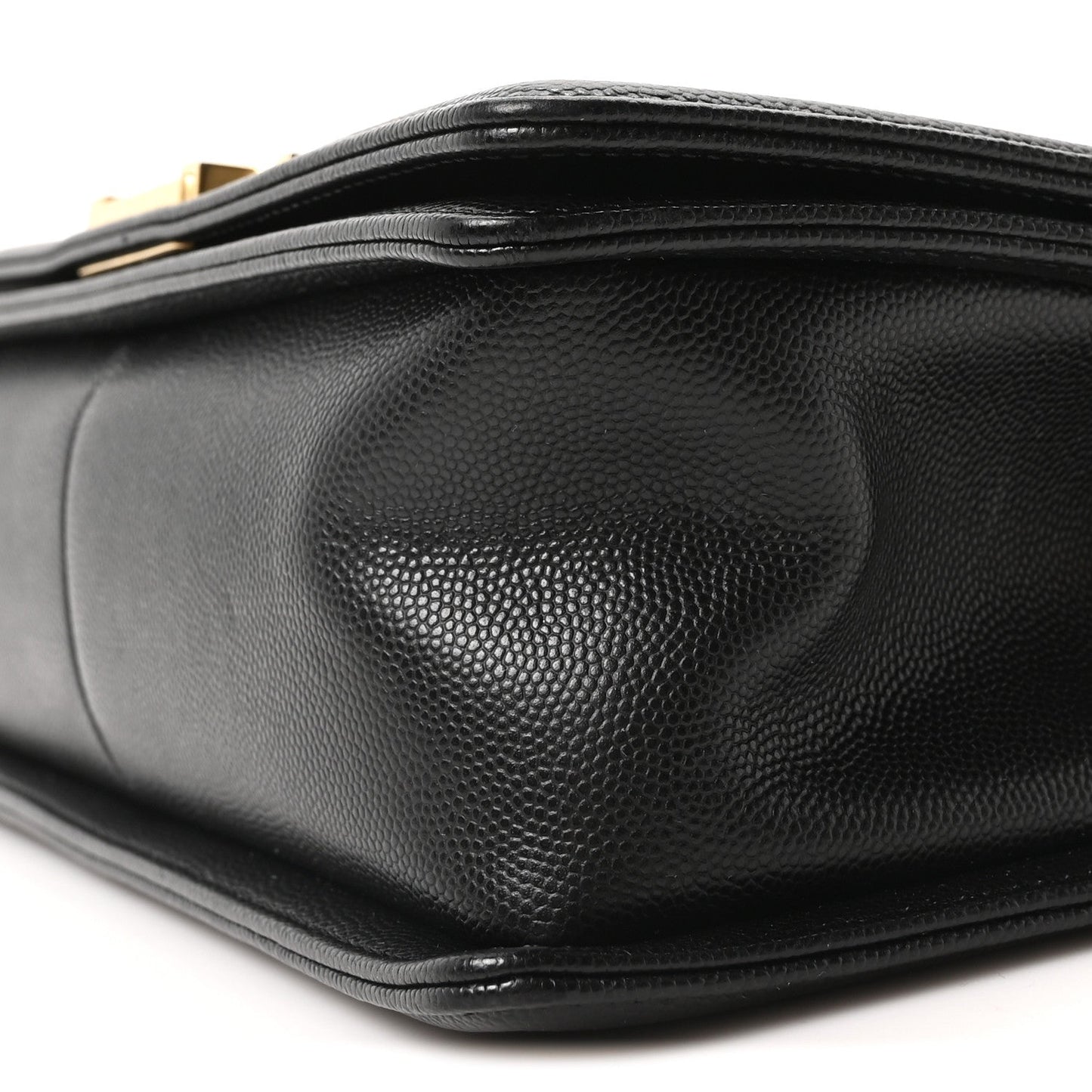 Caviar Quilted Medium Boy Flap Black