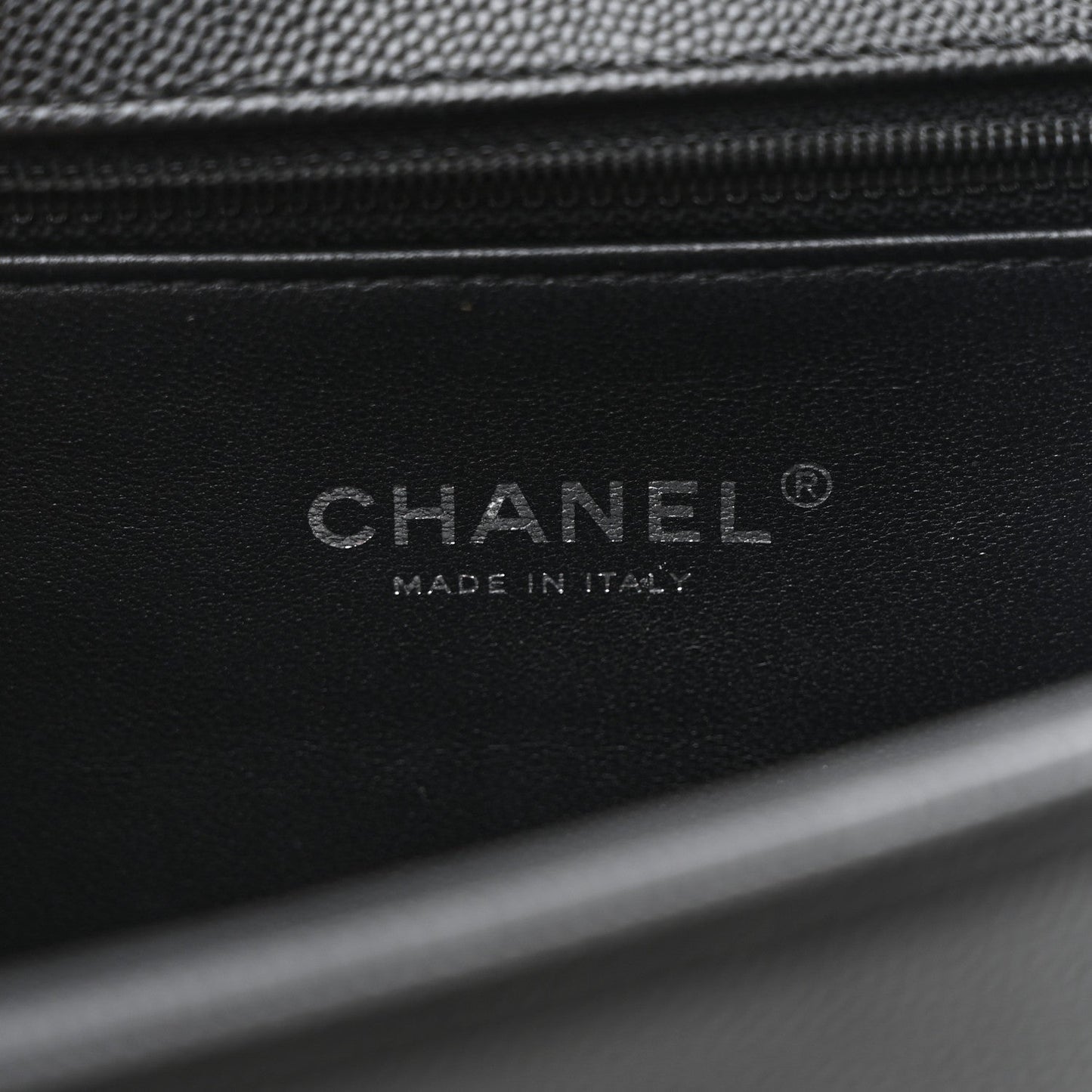 Caviar Quilted New Medium Boy Flap Black