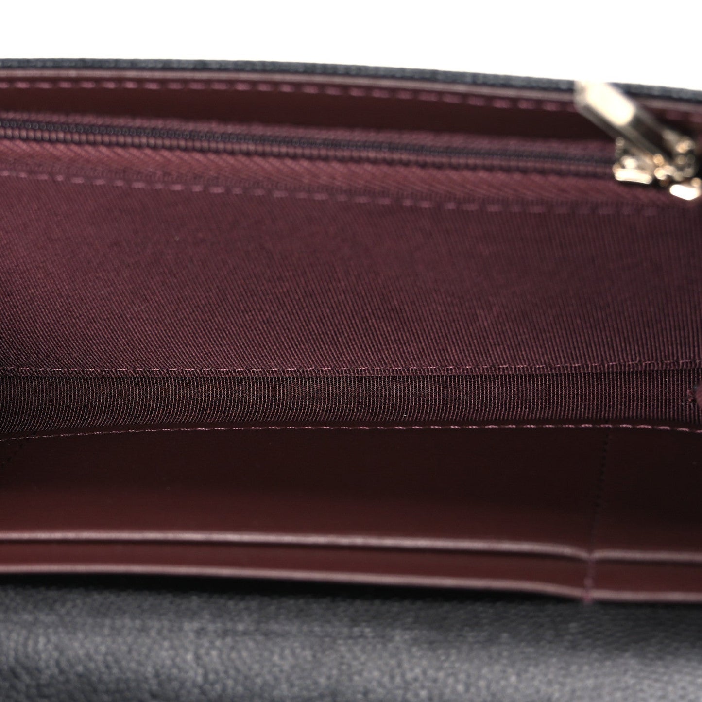 Caviar Quilted Medium Gusset Flap Wallet Black