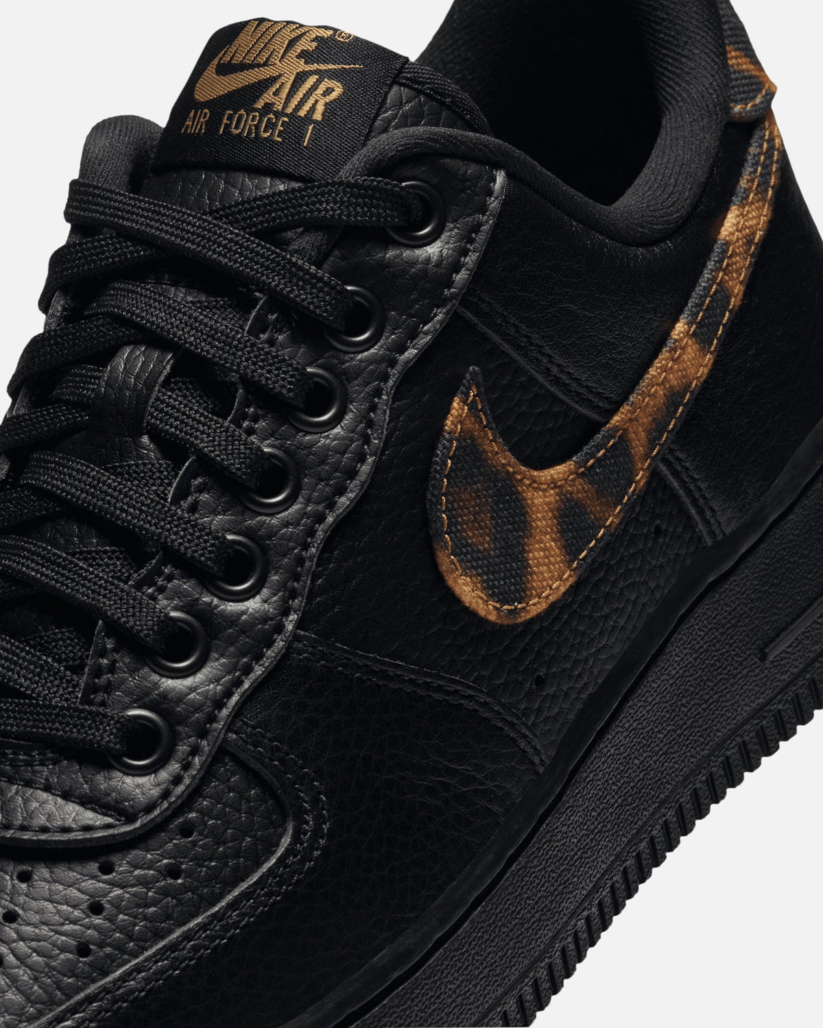 Nike Women's Air Force 1 '07 SE Black/Multi