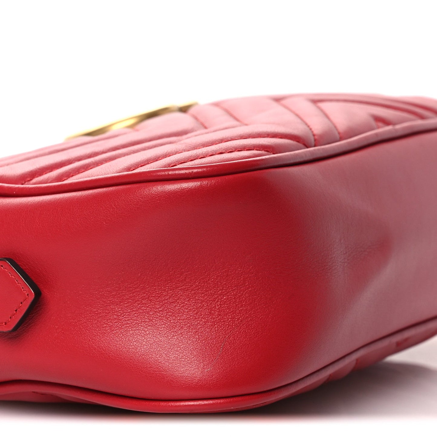 Calfskin Matelasse Small GG Marmont Chain Shoulder Bag Hibiscus Red