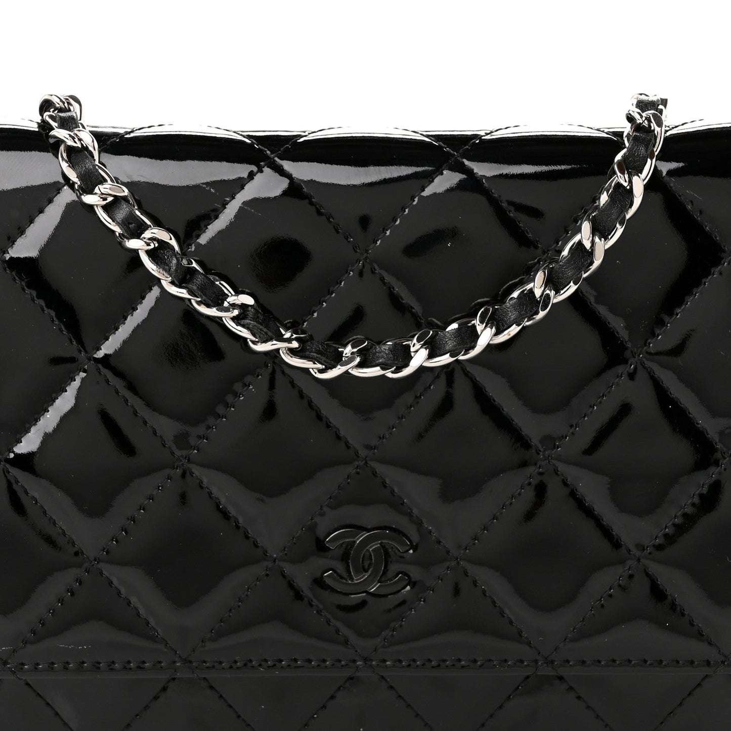 Patent Quilted Wallet On Chain WOC Black