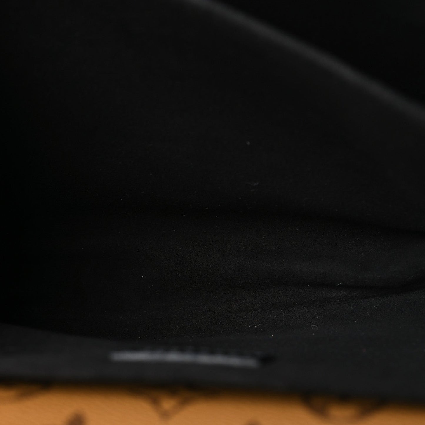 Reverse Monogram Pochette Metis