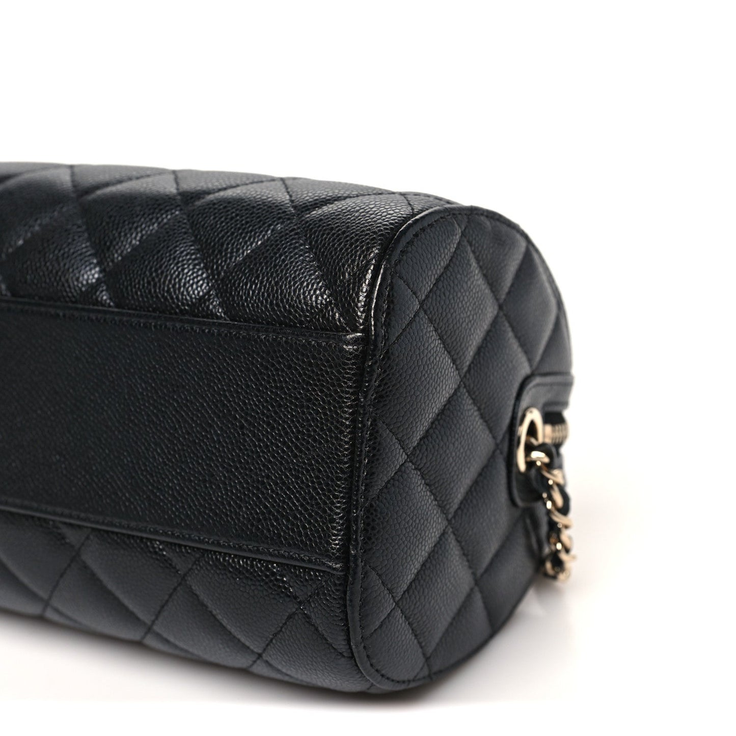 Caviar Quilted Barrel Clutch With Chain Black