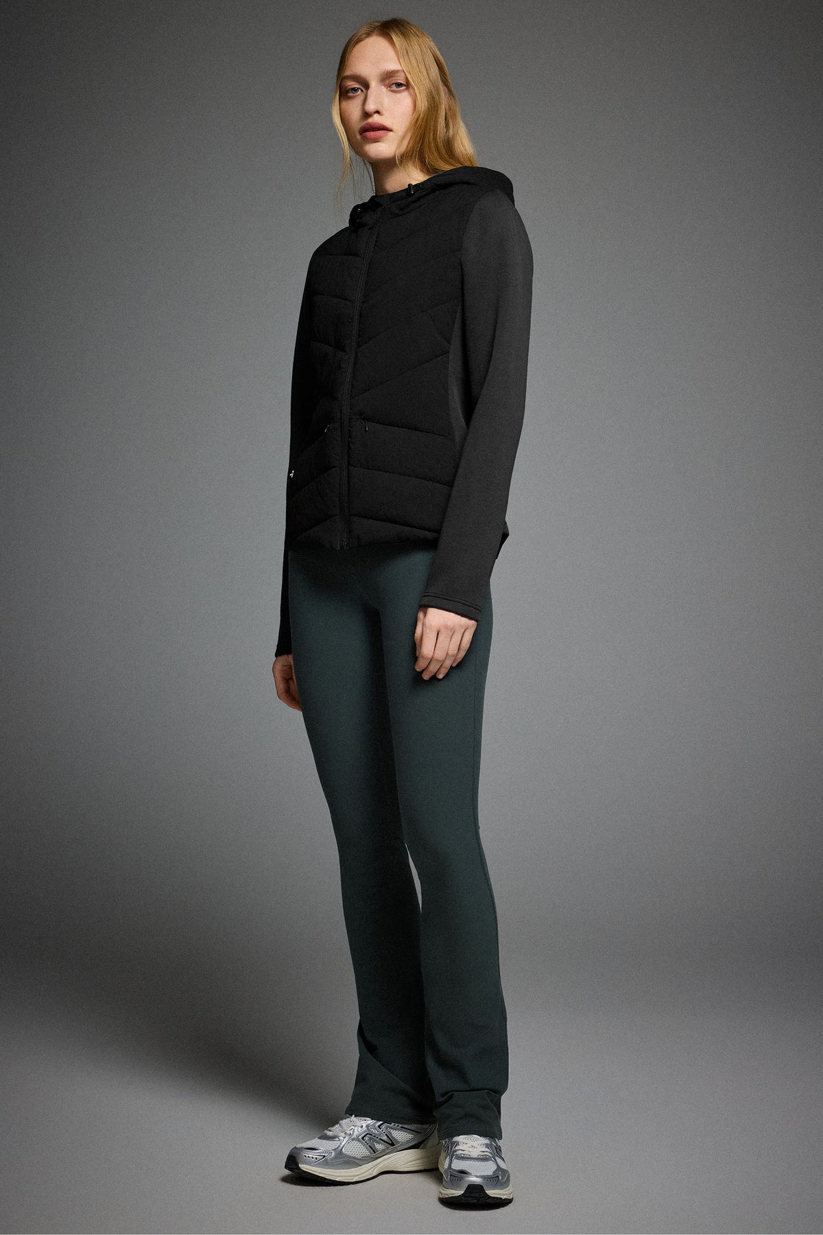 Air-Layer Lightweight Jacket with Hood
