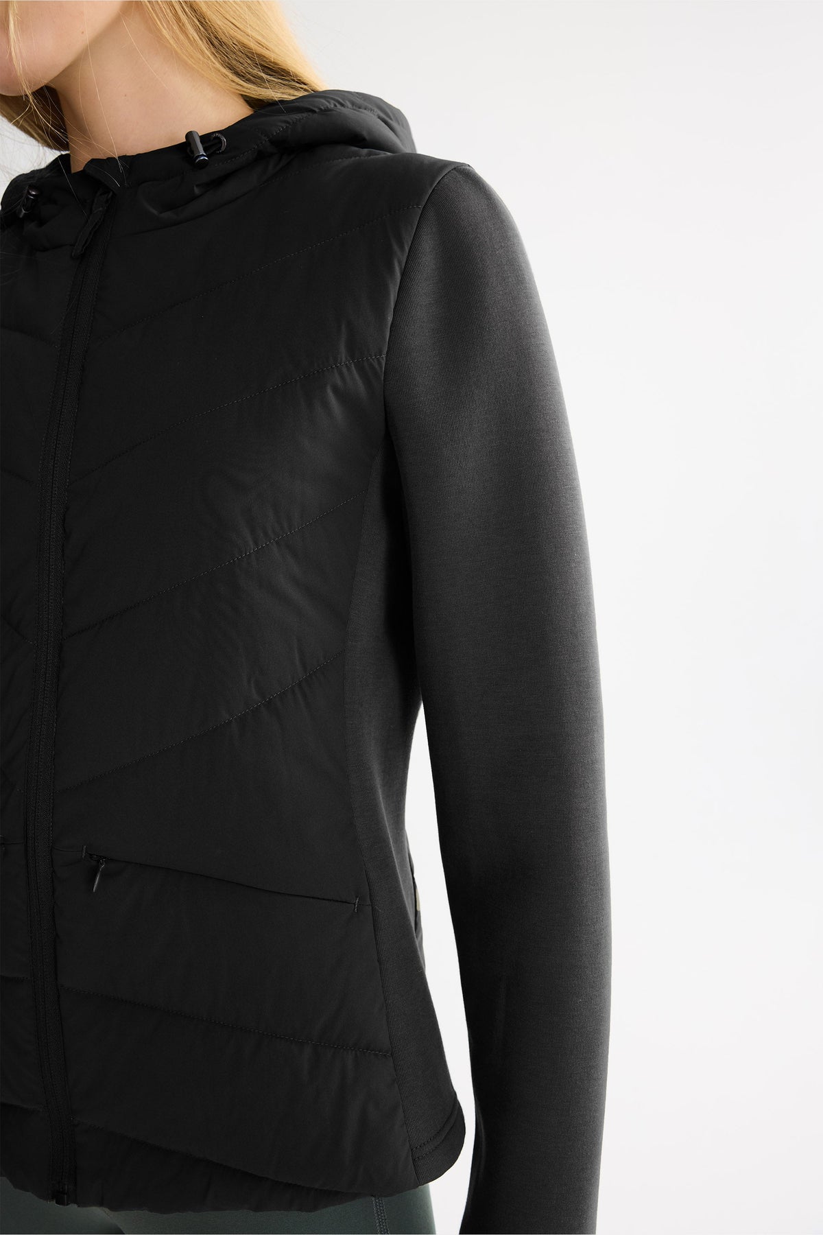 Air-Layer Lightweight Jacket with Hood