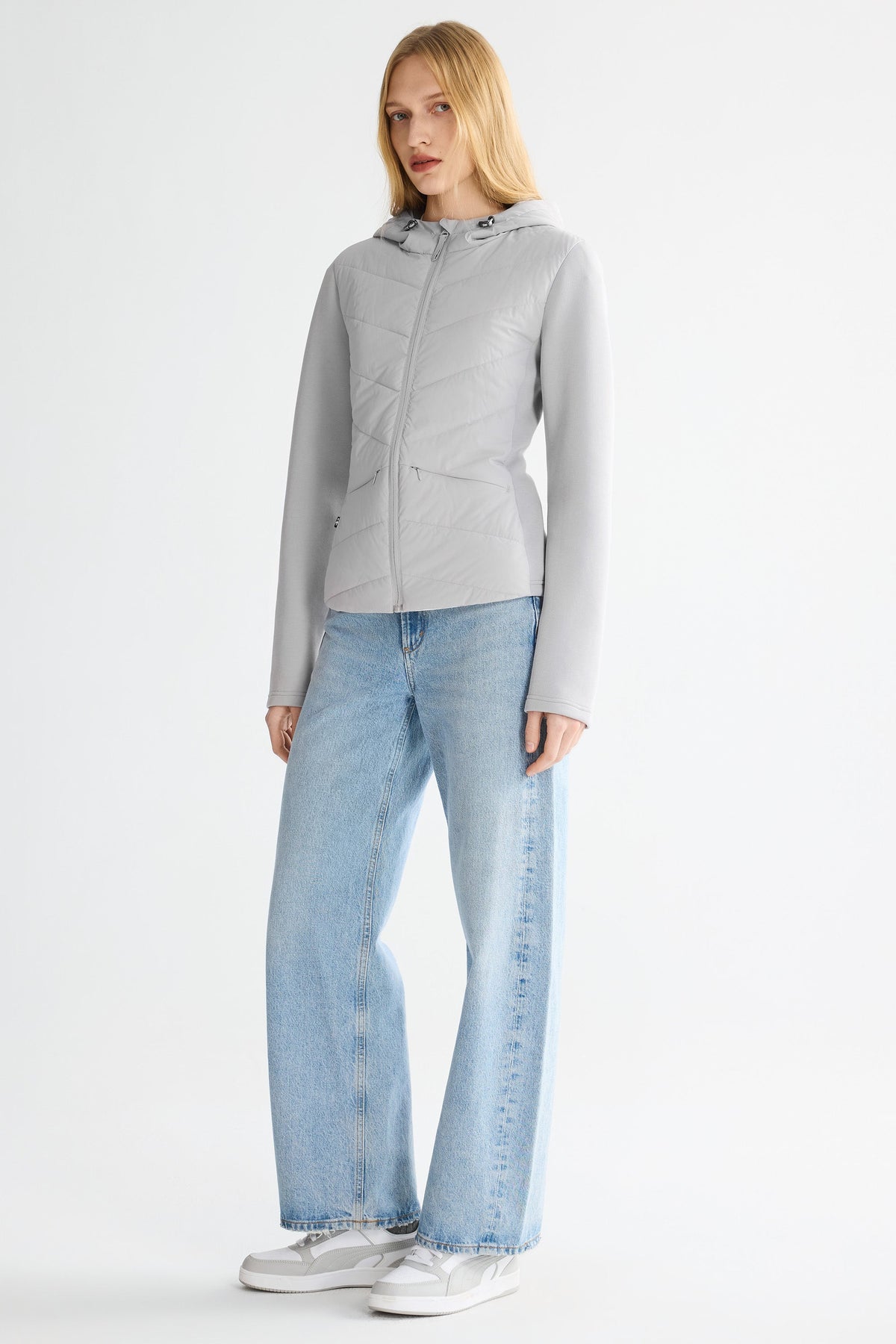 Air-Layer Lightweight Jacket with Hood