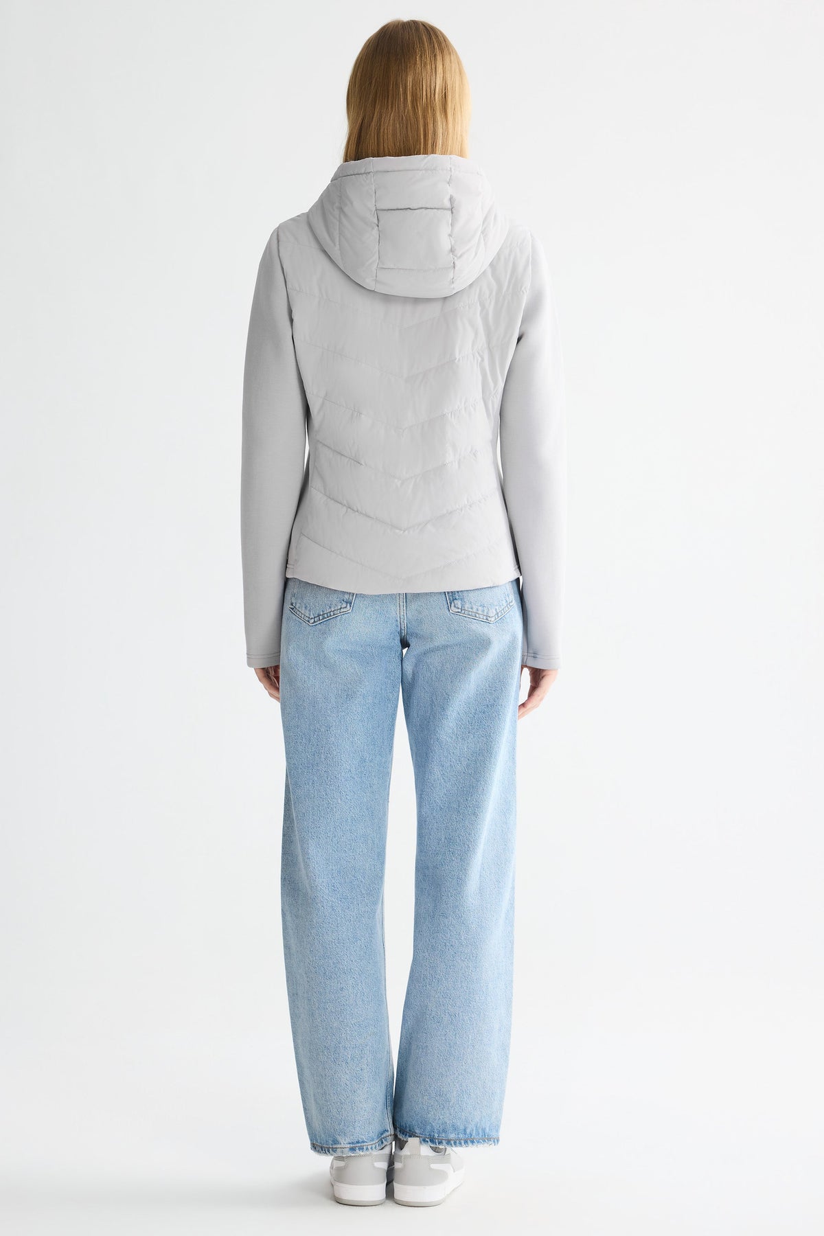 Air-Layer Lightweight Jacket with Hood