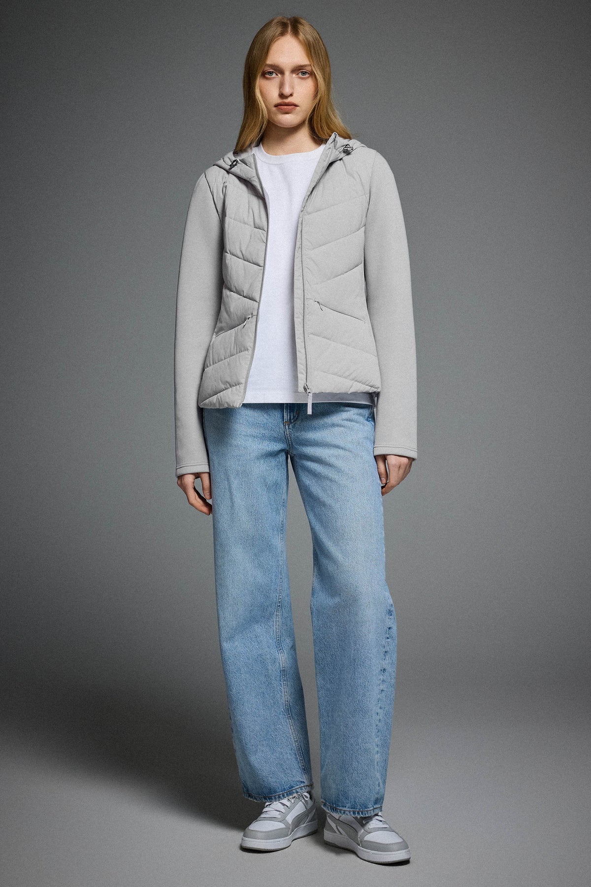 Air-Layer Lightweight Jacket with Hood