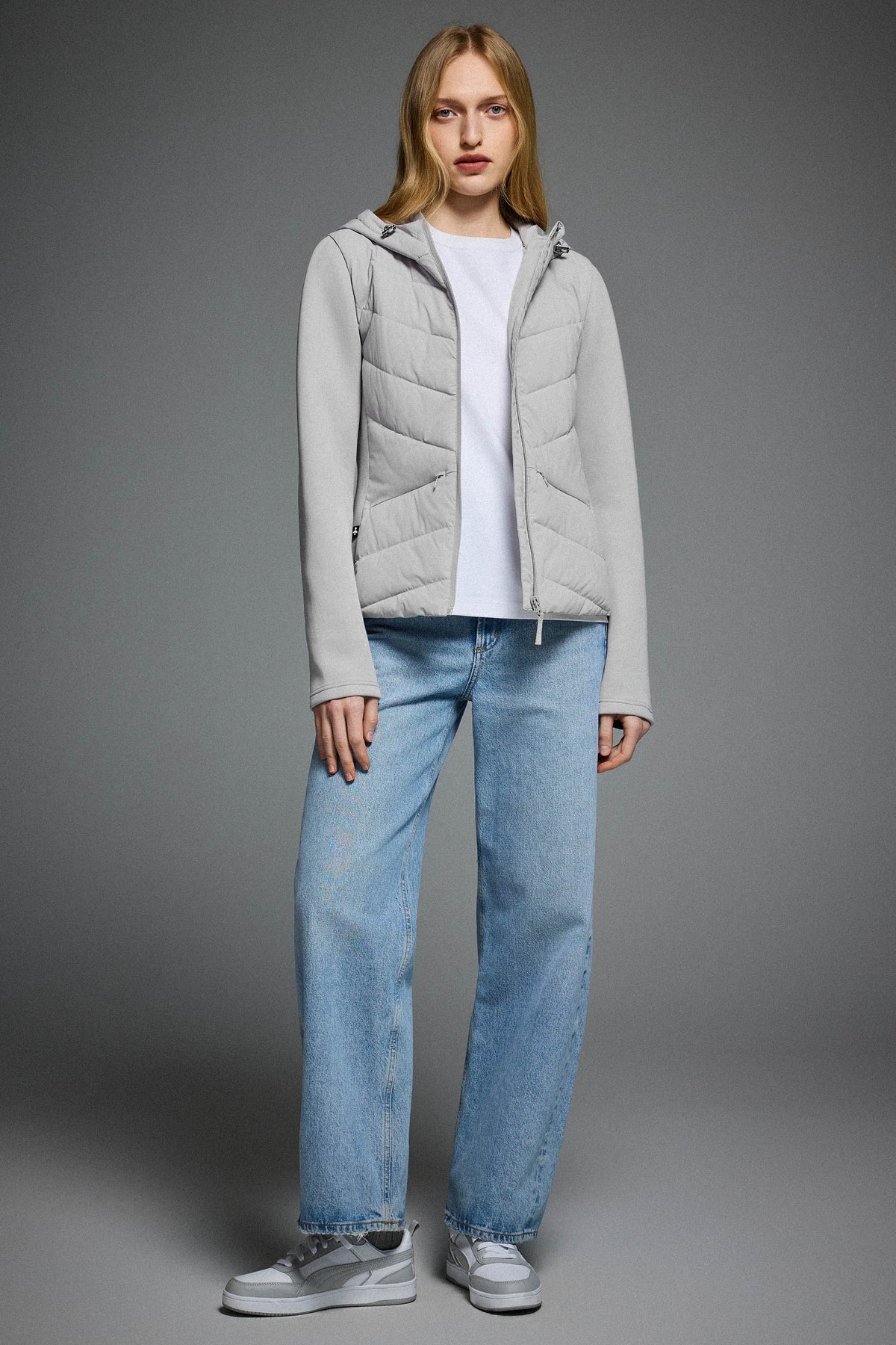 Air-Layer Lightweight Jacket with Hood