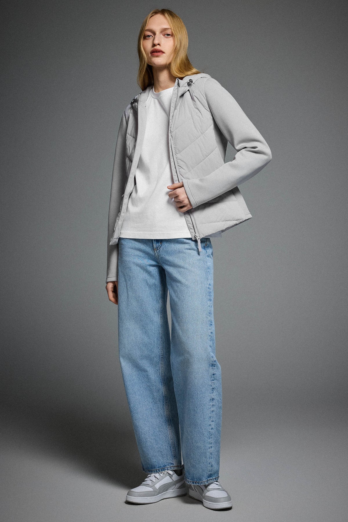 Air-Layer Lightweight Jacket with Hood