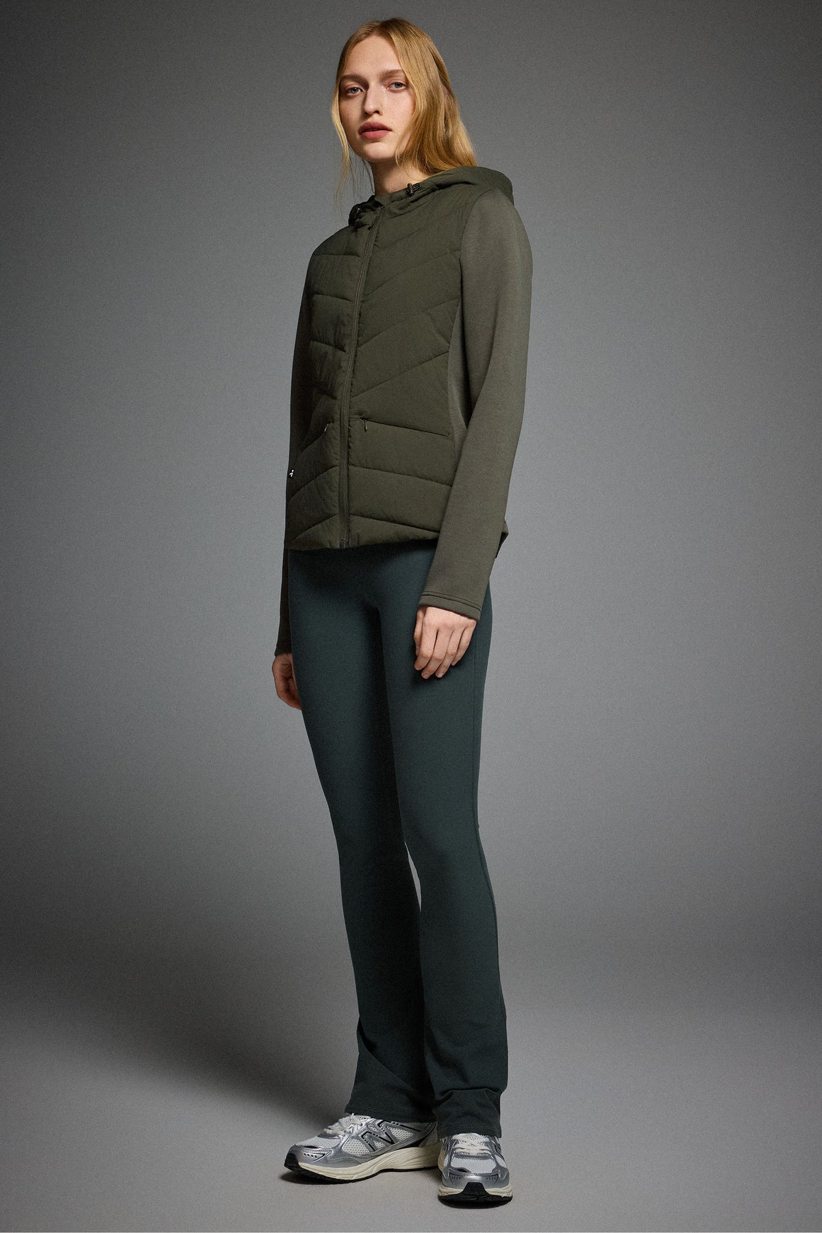 Air-Layer Lightweight Jacket with Hood