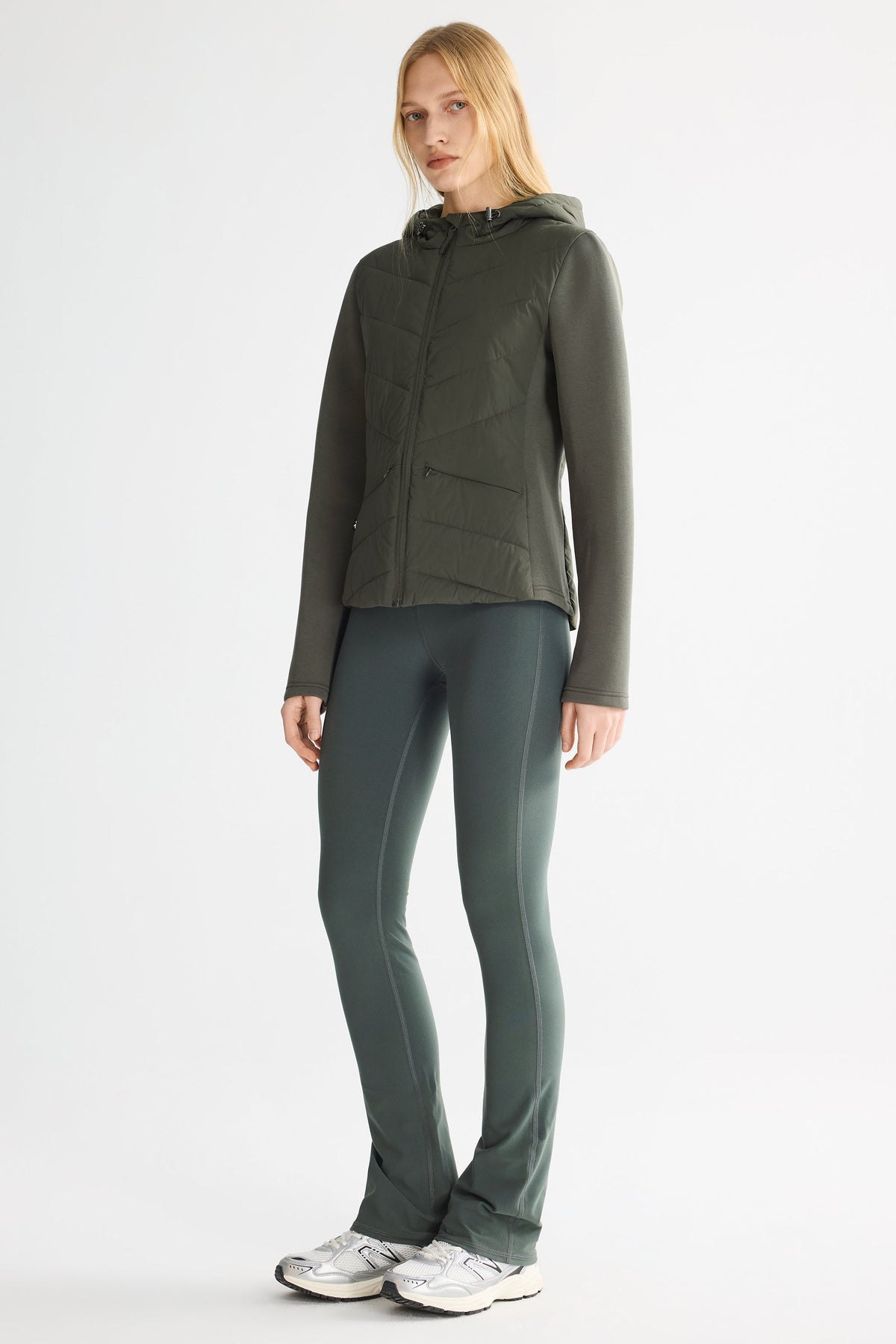 Air-Layer Lightweight Jacket with Hood