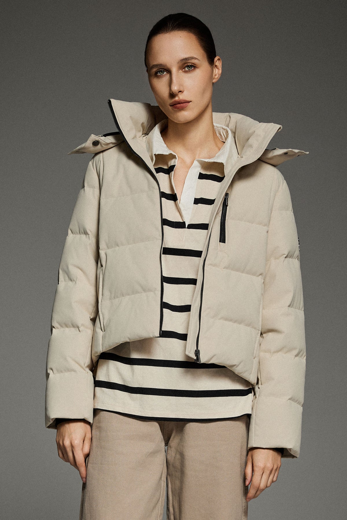 CityForm Short Detachable Hood Down Jacket