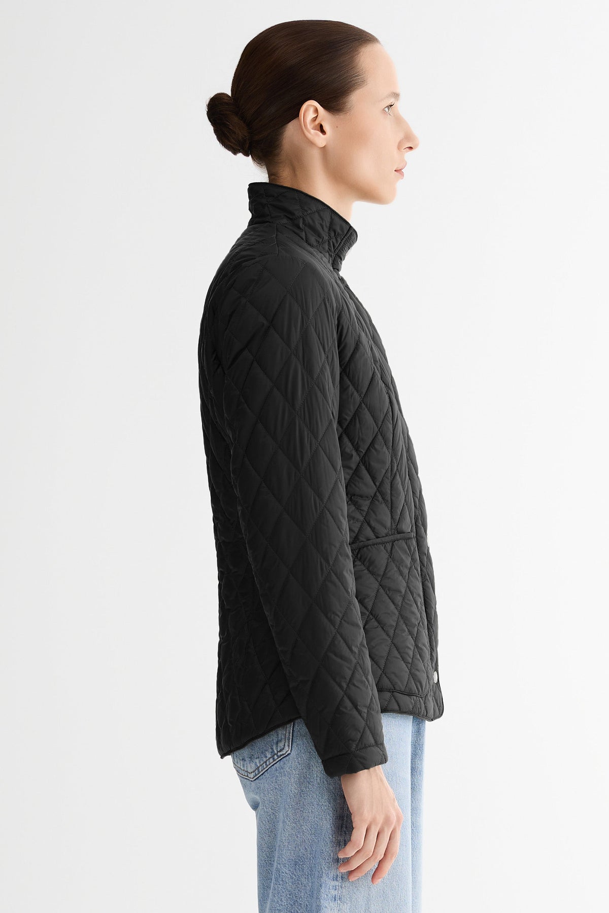 BarnForm Classic Slim-Fit Lightweight Jacket