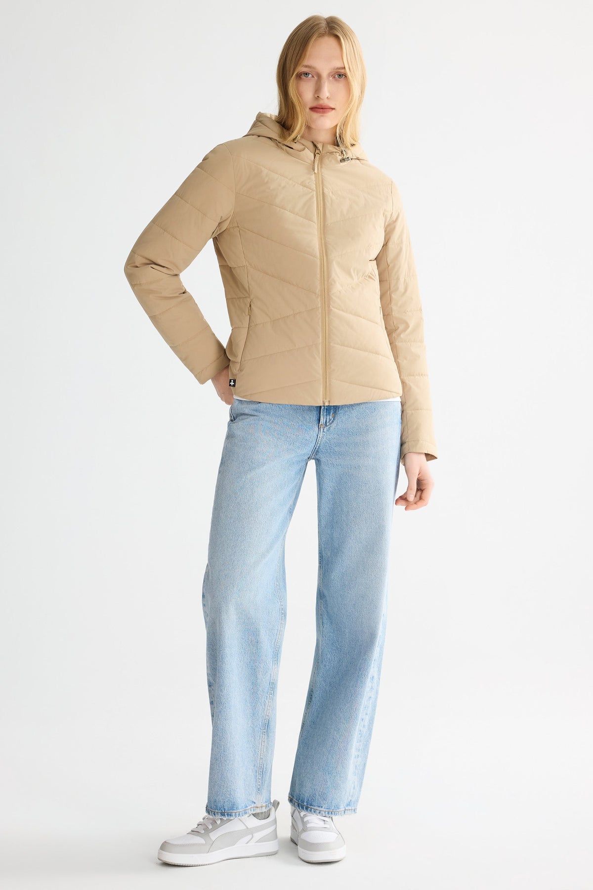 Flattering Quilted Puffer Lightweight Jacket with Hood
