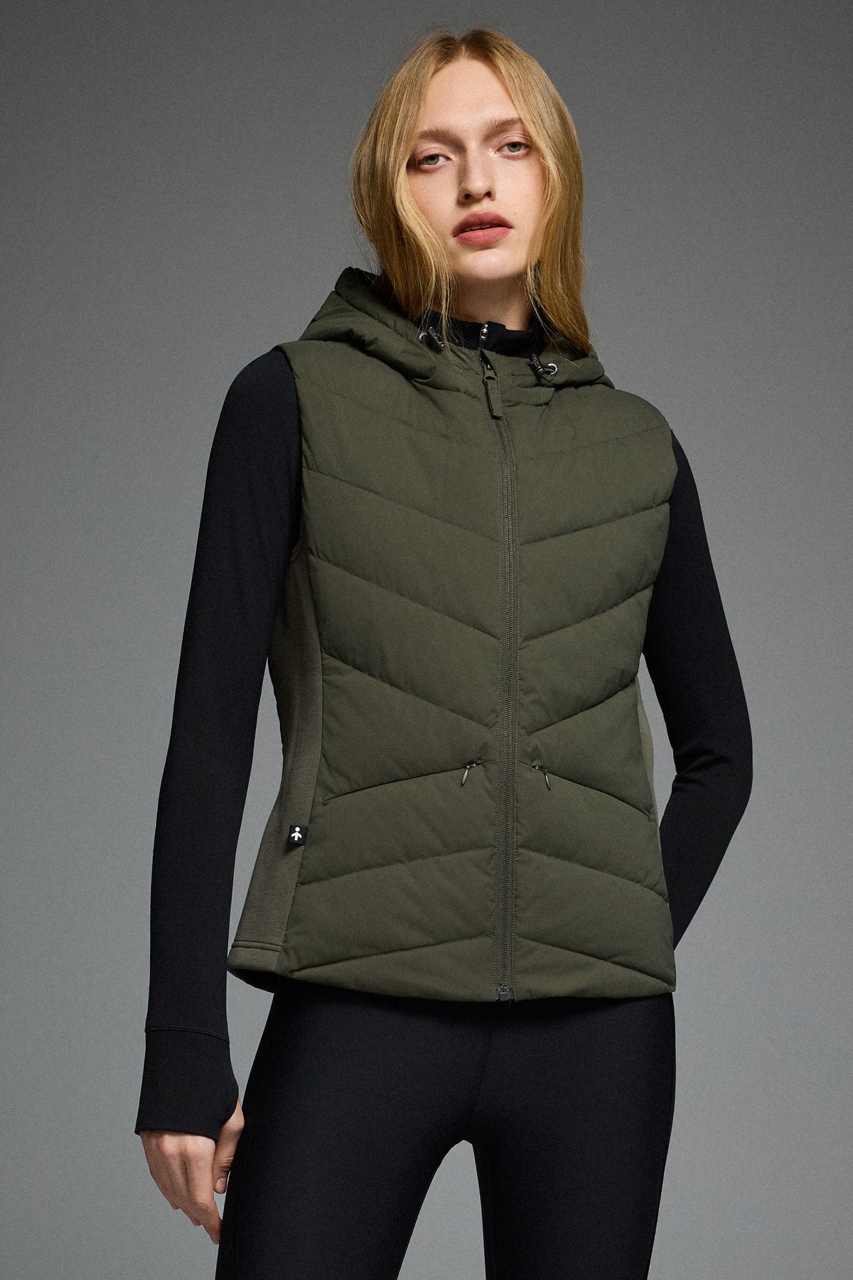 Quilted Vest with Slim-Fit Waist Design