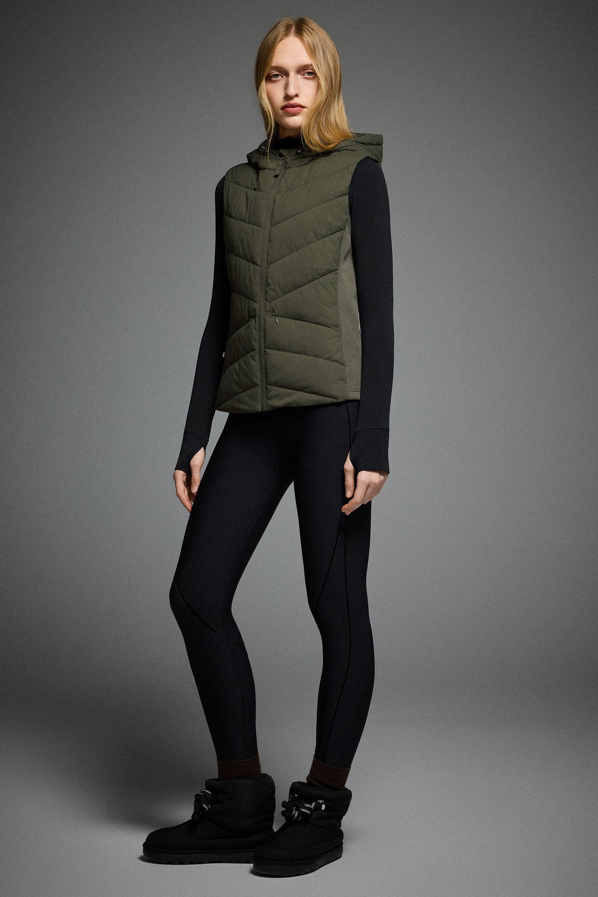 Quilted Vest with Slim-Fit Waist Design