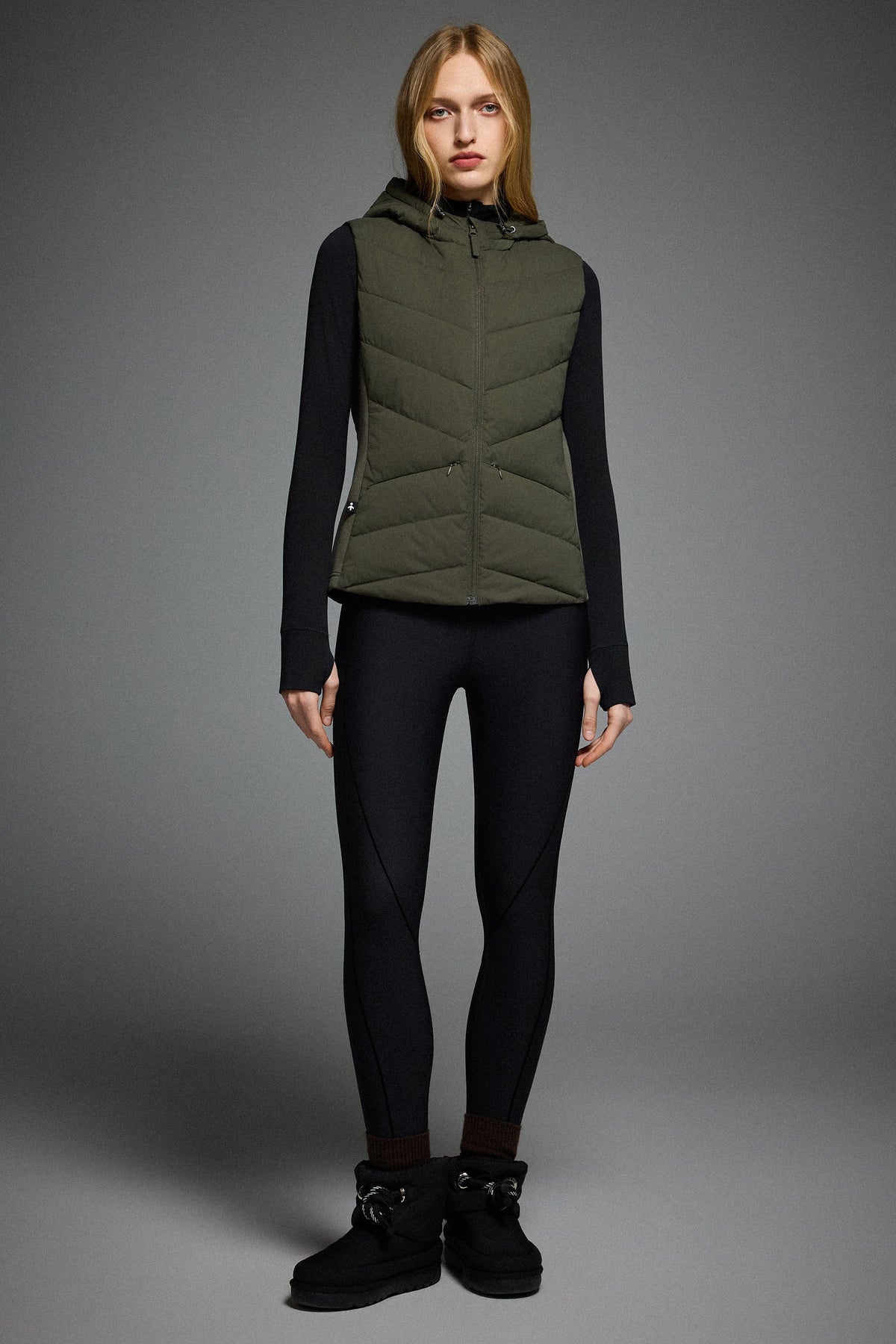 Quilted Vest with Slim-Fit Waist Design