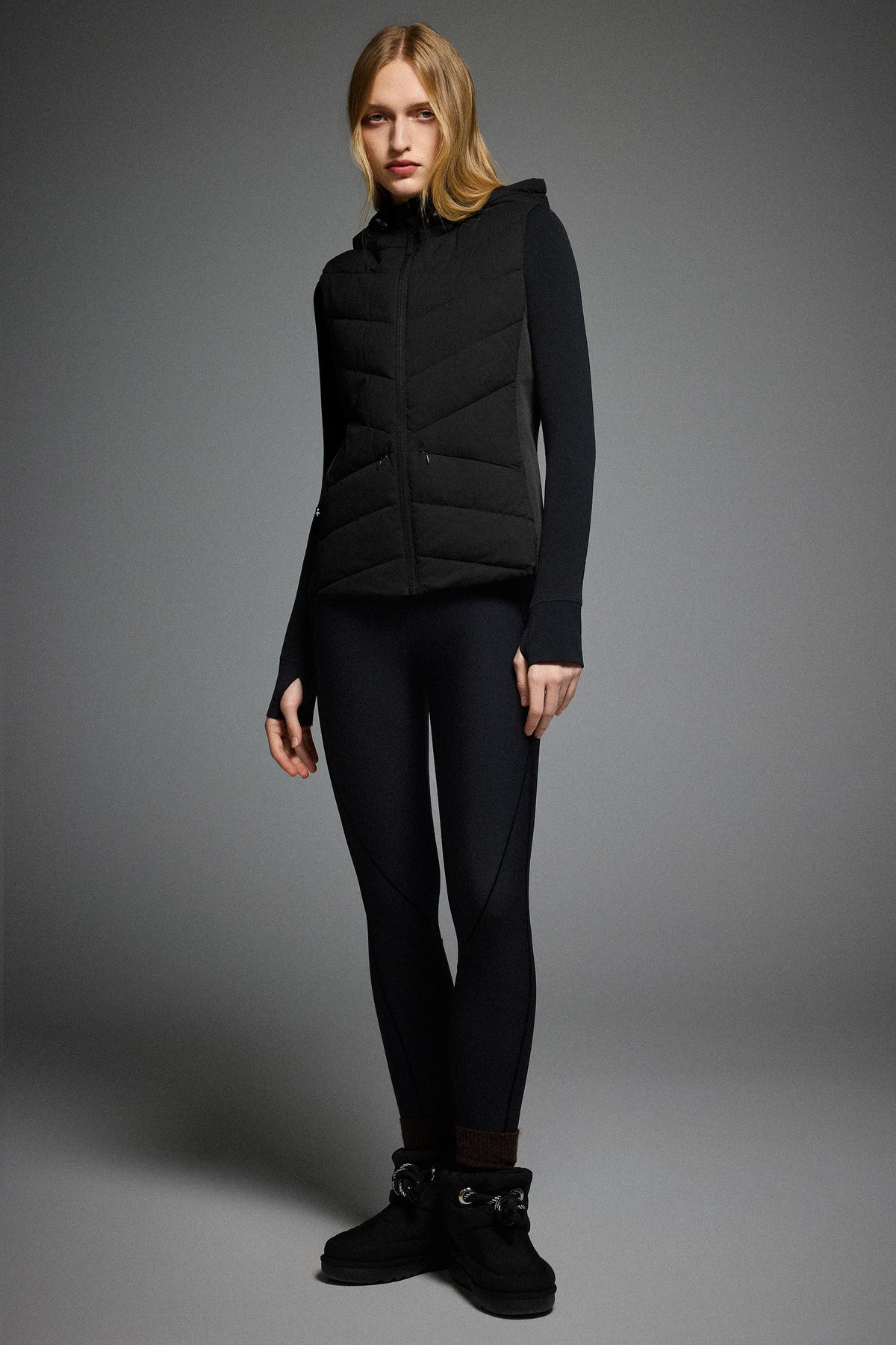 Quilted Vest with Slim-Fit Waist Design