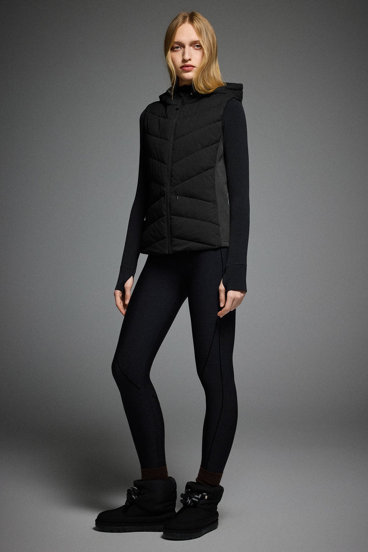 Quilted Vest with Slim-Fit Waist Design