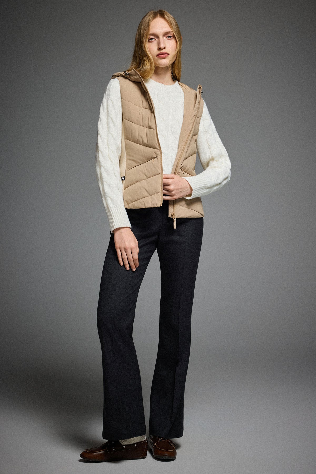 Quilted Vest with Slim-Fit Waist Design