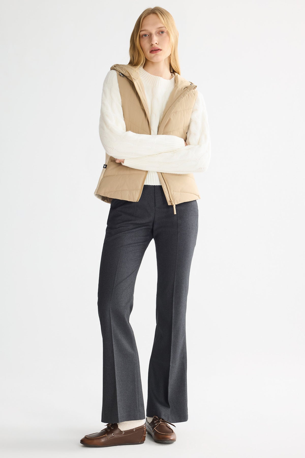 Quilted Vest with Slim-Fit Waist Design