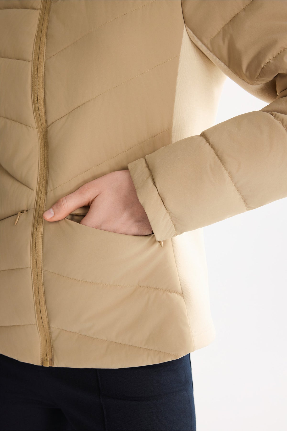 Slim-Fit Quilted Hybrid Jacket