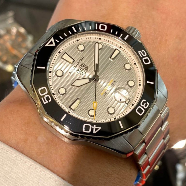 Tag Heuer Aquaracer Professional 300 Automatic Silver Dial Silver Steel Strap Watch for Men - WBP201C.BA0632