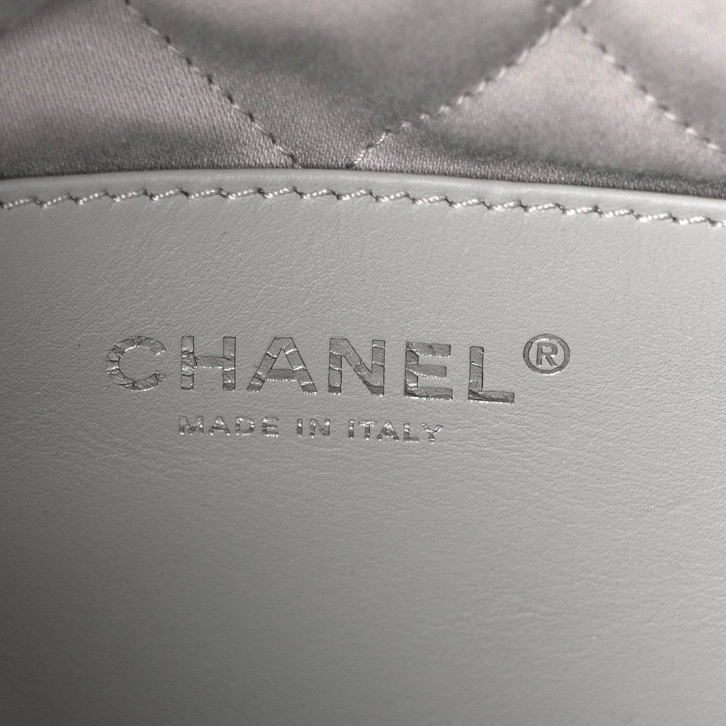 Metallic Lambskin Quilted Mini Chanel 22 Silvery