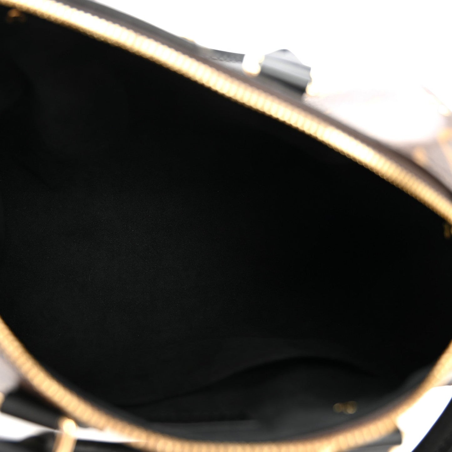 Reverse Monogram Speedy Trunk 25