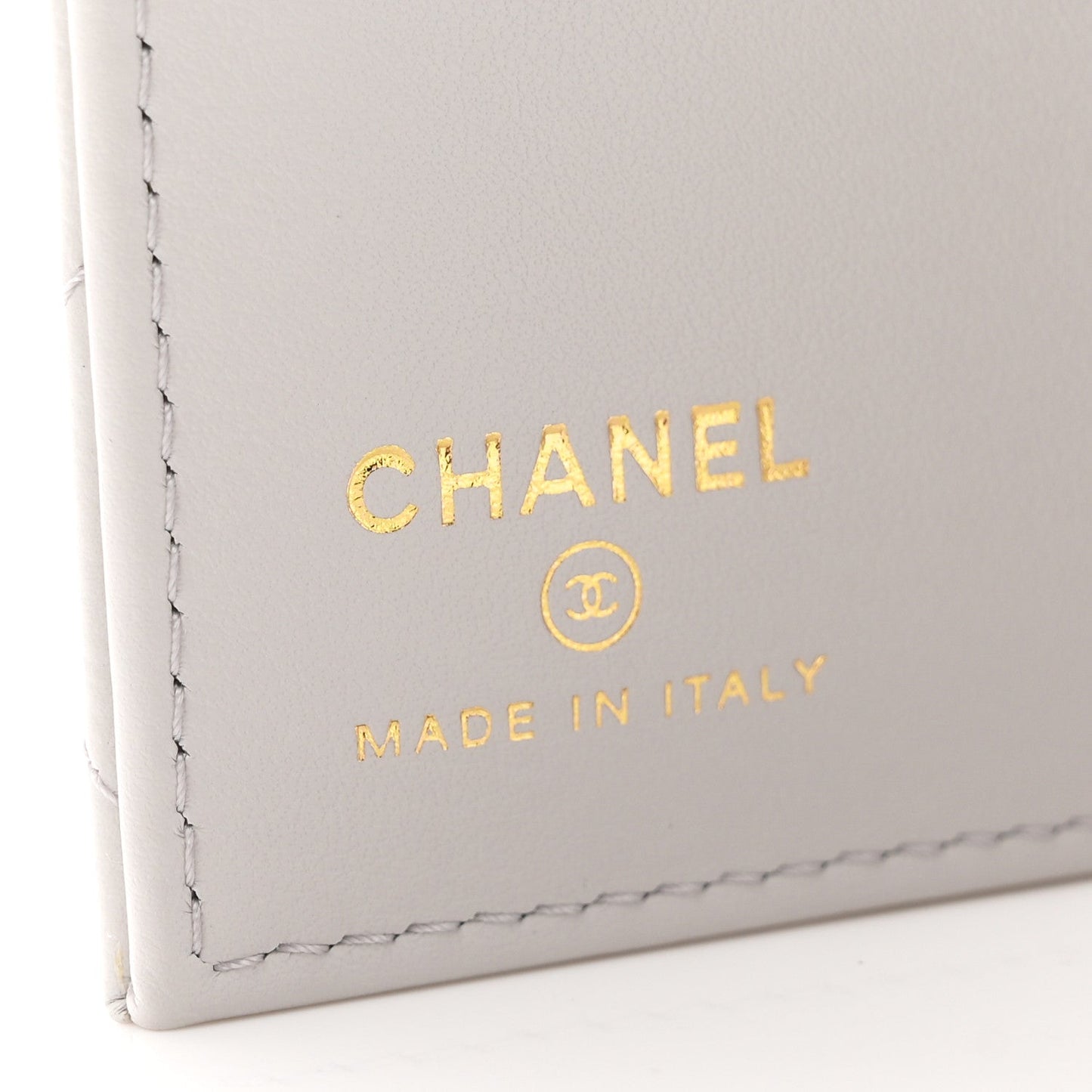 Caviar Quilted CC Passport Holder Grey
