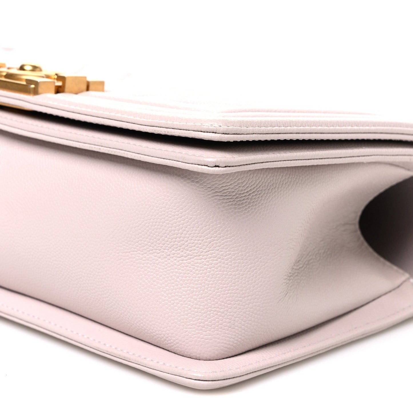 Caviar Chevron Quilted Medium Boy Flap Light Pink