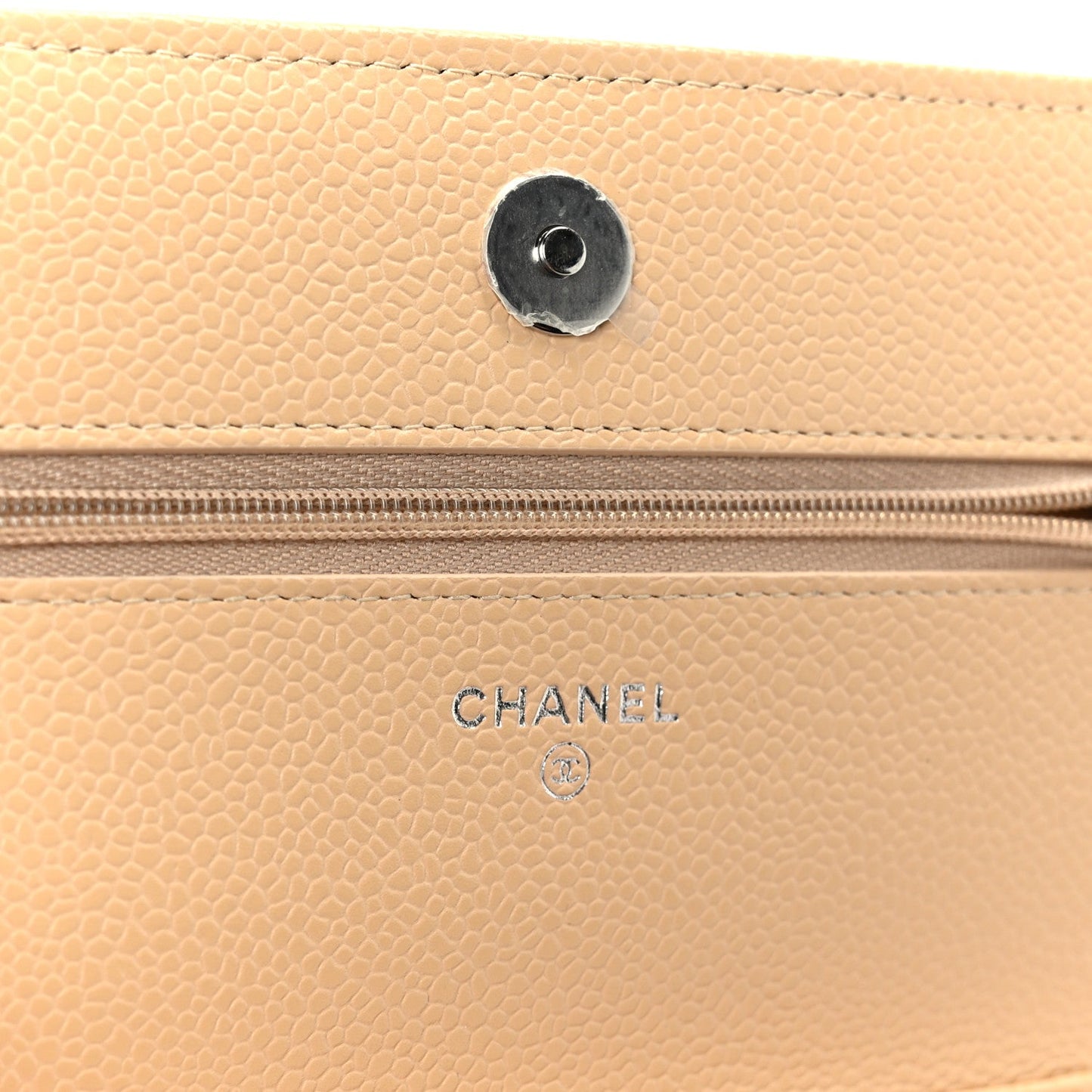 Caviar Quilted Wallet on Chain WOC Beige