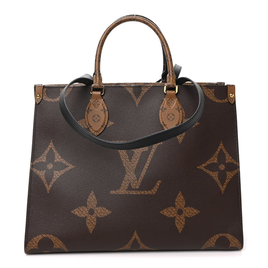 Reverse Monogram Giant Onthego MM